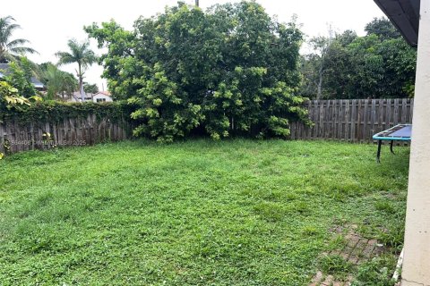 Villa ou maison à vendre à Hollywood, Floride: 4 chambres, 120.12 m2 № 1979204 - photo 8