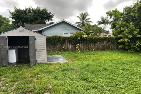 Villa ou maison à vendre à Hollywood, Floride: 4 chambres, 120.12 m2 № 1979204 - photo 7