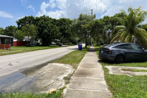 Villa ou maison à vendre à Hollywood, Floride: 4 chambres, 120.12 m2 № 1979204 - photo 25