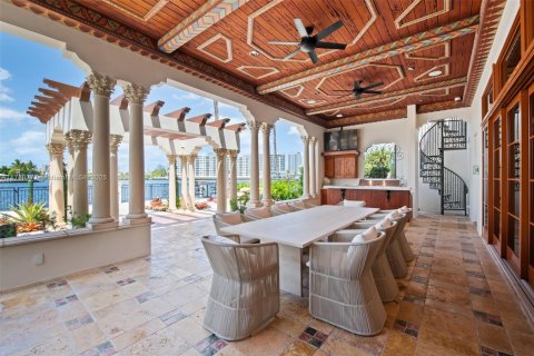 Casa en venta en Fort Lauderdale, Florida, 8 dormitorios, 1139.17 m2 № 1936972 - foto 14