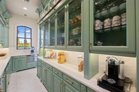 Casa en venta en Fort Lauderdale, Florida, 8 dormitorios, 1139.17 m2 № 1936972 - foto 9