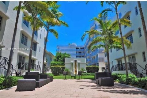 Condominio en alquiler en Miami Beach, Florida, 2 dormitorios, 94.76 m2 № 1927899 - foto 5