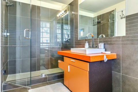 Condominio en alquiler en Miami Beach, Florida, 2 dormitorios, 94.76 m2 № 1927899 - foto 15