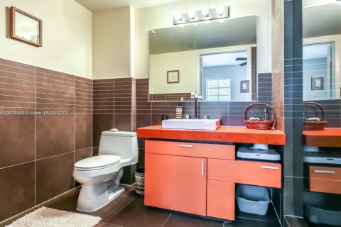 Condominio en alquiler en Miami Beach, Florida, 2 dormitorios, 94.76 m2 № 1927899 - foto 20