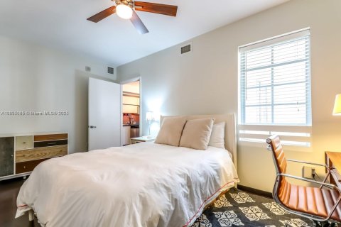 Condominio en alquiler en Miami Beach, Florida, 2 dormitorios, 94.76 m2 № 1927899 - foto 18