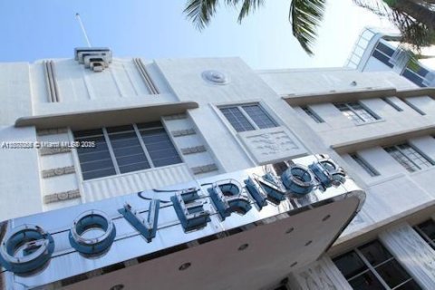 Condominio en alquiler en Miami Beach, Florida, 2 dormitorios, 94.76 m2 № 1927899 - foto 2