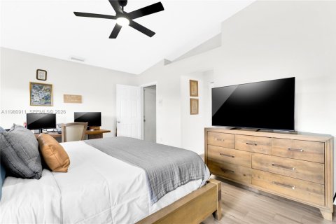 Купить виллу или дом в Катлер-Бей, Флорида 3 спальни, 156.54м2, № 2043393 - фото 26