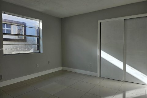 Снять в аренду виллу или дом в Майами, Флорида 3 спальни, 183.95м2, № 2005130 - фото 7