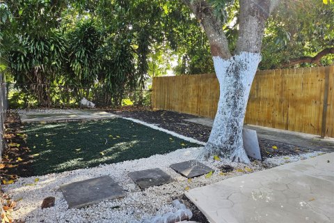 Снять в аренду виллу или дом в Майами, Флорида 3 спальни, 183.95м2, № 2005130 - фото 12