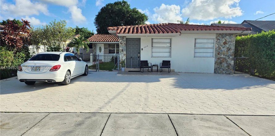 Дом в Майами, Флорида 3 спальни, 183.95м2 № 2005130