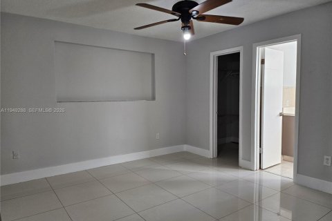 Снять в аренду виллу или дом в Майами, Флорида 3 спальни, 183.95м2, № 2005130 - фото 5