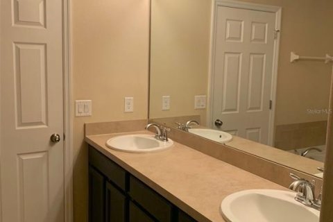 Townhouse in Orlando, Florida 3 bedrooms, 156.73 sq.m. № 1844846 - photo 10