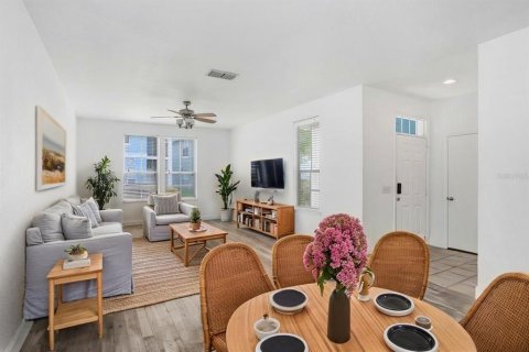 Copropriété à vendre à Tampa, Floride: 4 chambres, 160.16 m2 № 1914645 - photo 5