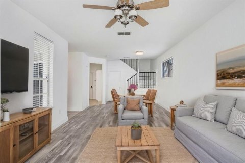 Copropriété à vendre à Tampa, Floride: 4 chambres, 160.16 m2 № 1914645 - photo 6