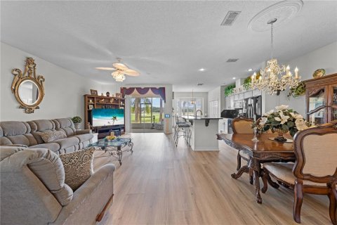 Townhouse in Kissimmee, Florida 2 bedrooms, 121.33 sq.m. № 2197697 - photo 25
