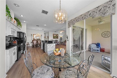 Townhouse in Kissimmee, Florida 2 bedrooms, 121.33 sq.m. № 2197697 - photo 29