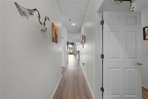 Townhouse in Kissimmee, Florida 2 bedrooms, 121.33 sq.m. № 2197697 - photo 21