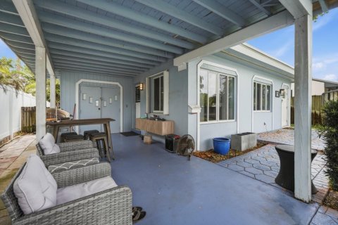 House in Pompano Beach, Florida 2 bedrooms, 88.72 sq.m. № 2189679 - photo 20