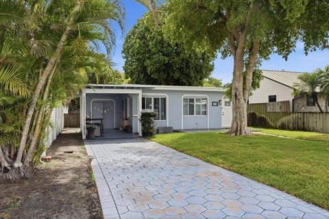 House in Pompano Beach, Florida 2 bedrooms, 88.72 sq.m. № 2189679 - photo 23
