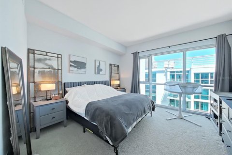 Condo in Tampa, Florida, 2 bedrooms  № 2156569 - photo 15