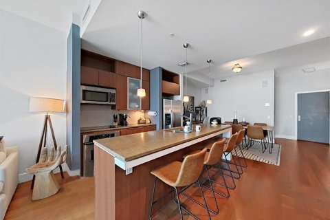 Condo in Tampa, Florida, 2 bedrooms  № 2156569 - photo 7