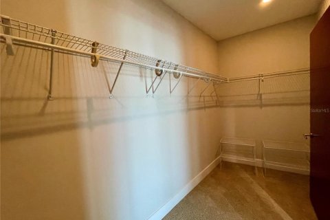 Condo in Tampa, Florida, 2 bedrooms  № 2156569 - photo 19