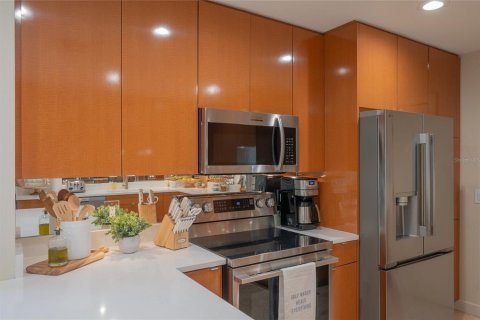Villa ou maison à louer à Holmes Beach, Floride: 3 chambres, 231.23 m2 № 2389225 - photo 3