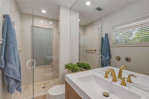 Villa ou maison à louer à Holmes Beach, Floride: 3 chambres, 231.23 m2 № 2389225 - photo 11