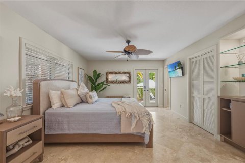 Villa ou maison à louer à Holmes Beach, Floride: 3 chambres, 231.23 m2 № 2389225 - photo 7