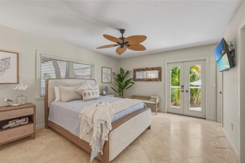 Villa ou maison à louer à Holmes Beach, Floride: 3 chambres, 231.23 m2 № 2389225 - photo 8