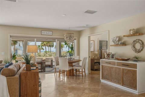 Villa ou maison à louer à Holmes Beach, Floride: 3 chambres, 231.23 m2 № 2389225 - photo 29