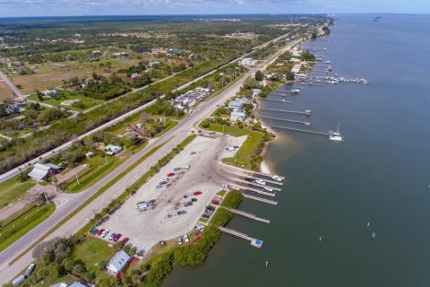 Снять в аренду квартиру в Себастьян, Флорида 3 комнаты, 110.65м2, № 2087204 - фото 24