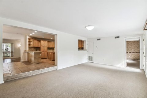 House in Tampa, Florida 3 bedrooms, 215.35 sq.m. № 2101966 - photo 7