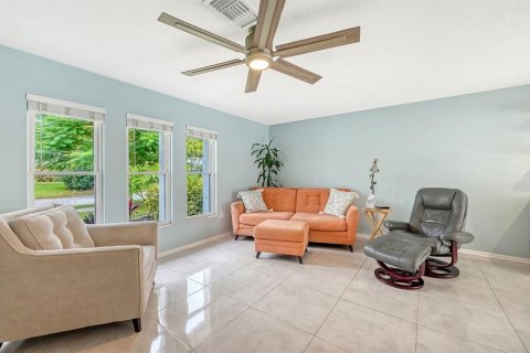 Villa ou maison à vendre à Sarasota, Floride: 3 chambres, 169.27 m2 № 2427195 - photo 11