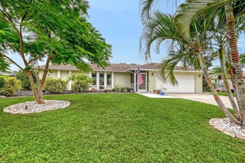 Villa ou maison à vendre à Sarasota, Floride: 3 chambres, 169.27 m2 № 2427195 - photo 2