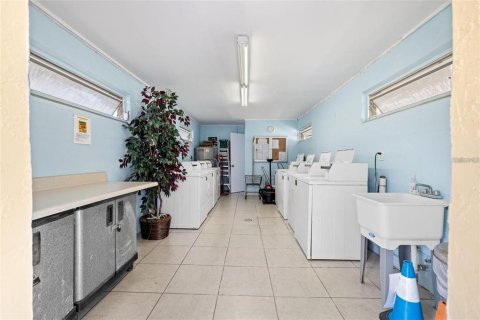 House in Dunedin, Florida 1 bedroom, 63.27 sq.m. № 1912947 - photo 15