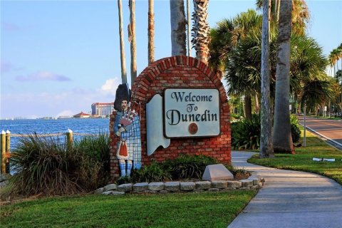 House in Dunedin, Florida 1 bedroom, 63.27 sq.m. № 1912947 - photo 2