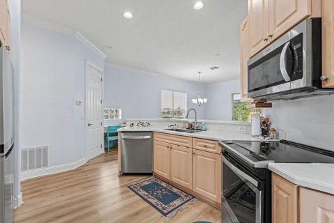 House in Weeki Wachee, Florida 3 bedrooms, 160.91 sq.m. № 2213231 - photo 28