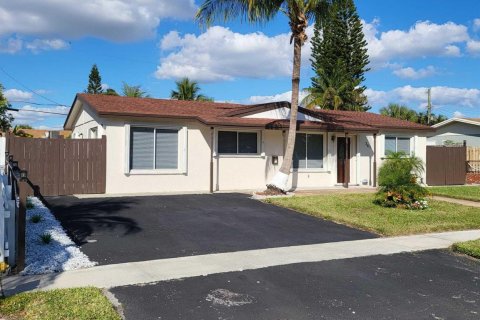 Villa ou maison à vendre à Deerfield Beach, Floride: 4 chambres, 125.42 m2 № 2387916 - photo 22