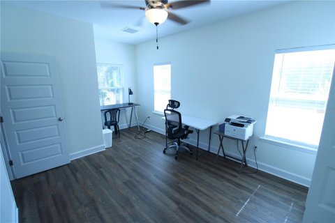 Villa ou maison à louer à Gainesville, Floride: 3 chambres, 164.44 m2 № 2107490 - photo 23