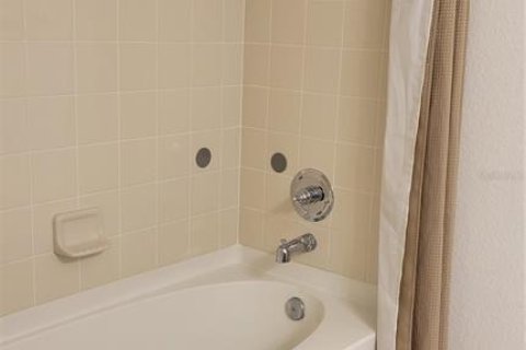 Condominio en alquiler en Sarasota, Florida, 2 dormitorios, 97.64 m2 № 1580341 - foto 16
