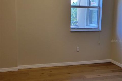 Condominio en alquiler en Sarasota, Florida, 2 dormitorios, 97.64 m2 № 1580341 - foto 14