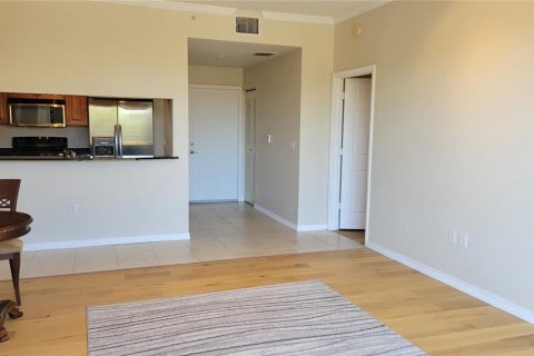 Condominio en alquiler en Sarasota, Florida, 2 dormitorios, 97.64 m2 № 1580341 - foto 9