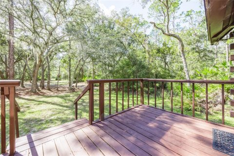 House in Hawthorne, Florida 2 bedrooms, 207.92 sq.m. № 2166354 - photo 5