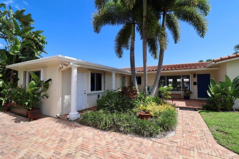 Villa ou maison à vendre à Wilton Manors, Floride: 4 chambres, 166.3 m2 № 2394764 - photo 2