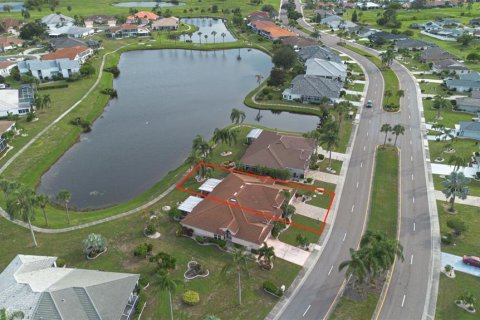 House in Sun City Center, Florida 2 bedrooms, 163.97 sq.m. № 1858010 - photo 26
