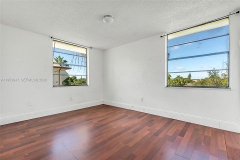 Condominio en alquiler en Lauderhill, Florida, 3 dormitorios, 116.03 m2 № 2054778 - foto 12