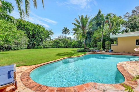 House in Pinecrest, Florida 3 bedrooms, 305.83 sq.m. № 1889576 - photo 27