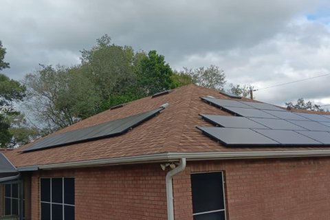 House in Deltona, Florida 3 bedrooms № 1989073 - photo 7