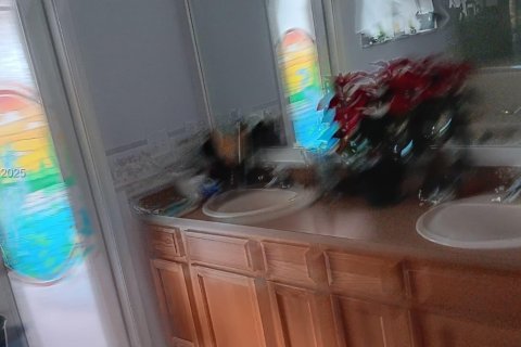 House in Deltona, Florida 3 bedrooms № 1989073 - photo 27